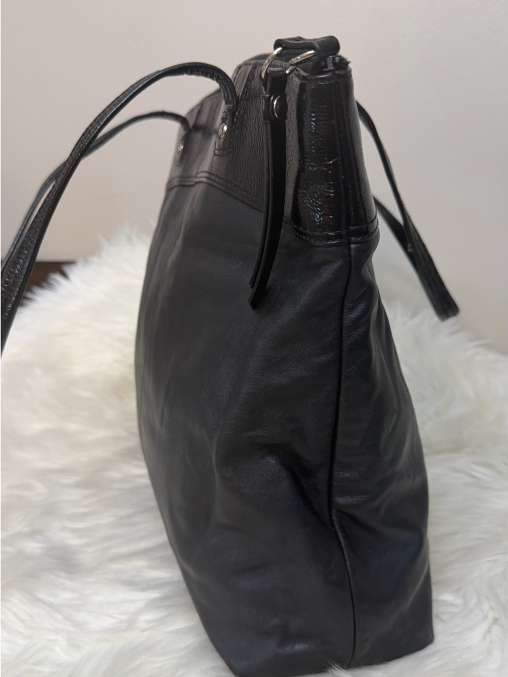 Coach Black Leather Tote with Embossed Signature Circle - Picture 8 of 11
